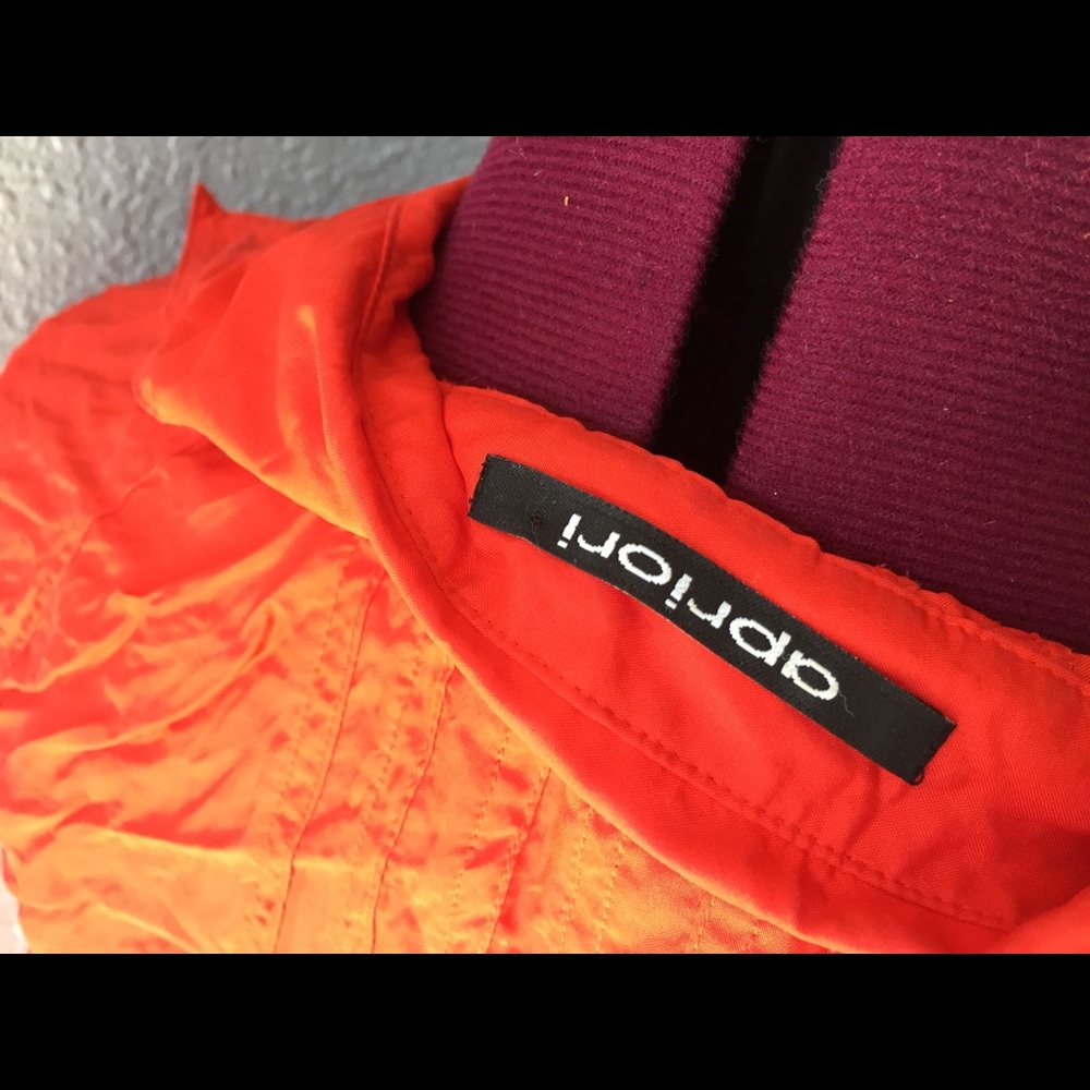 Silk button down top - Picture 2 of 3